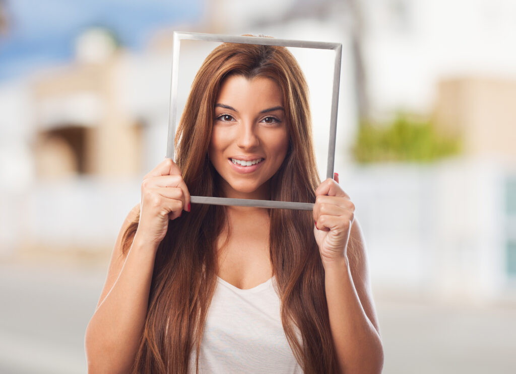 pewna siebie kobieta