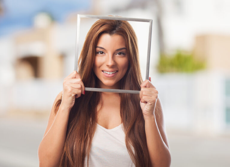 pewna siebie kobieta